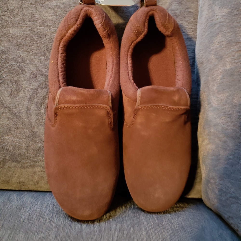 L L BEAN Women's waterproof shoes, size 10 wide, brown.
